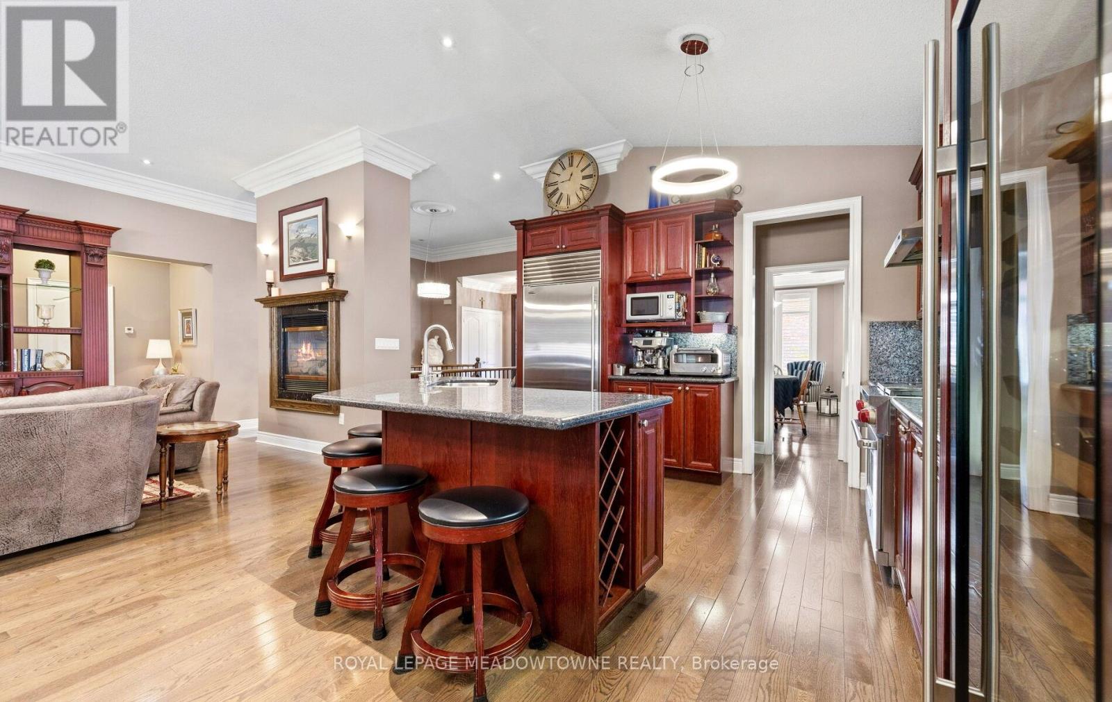 5 MCNUTT STREET - 12