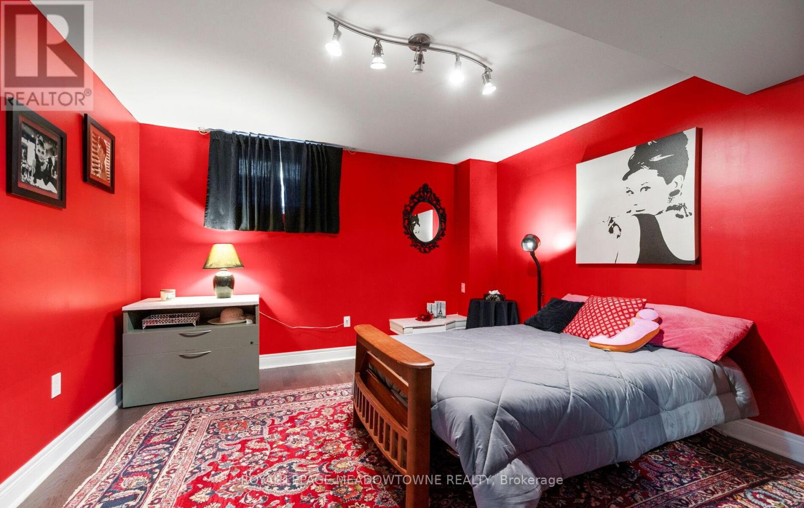 5 MCNUTT STREET - 38