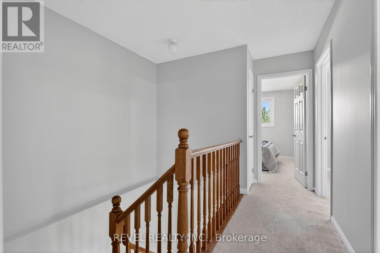 79 LYNNETTE DRIVE - 13