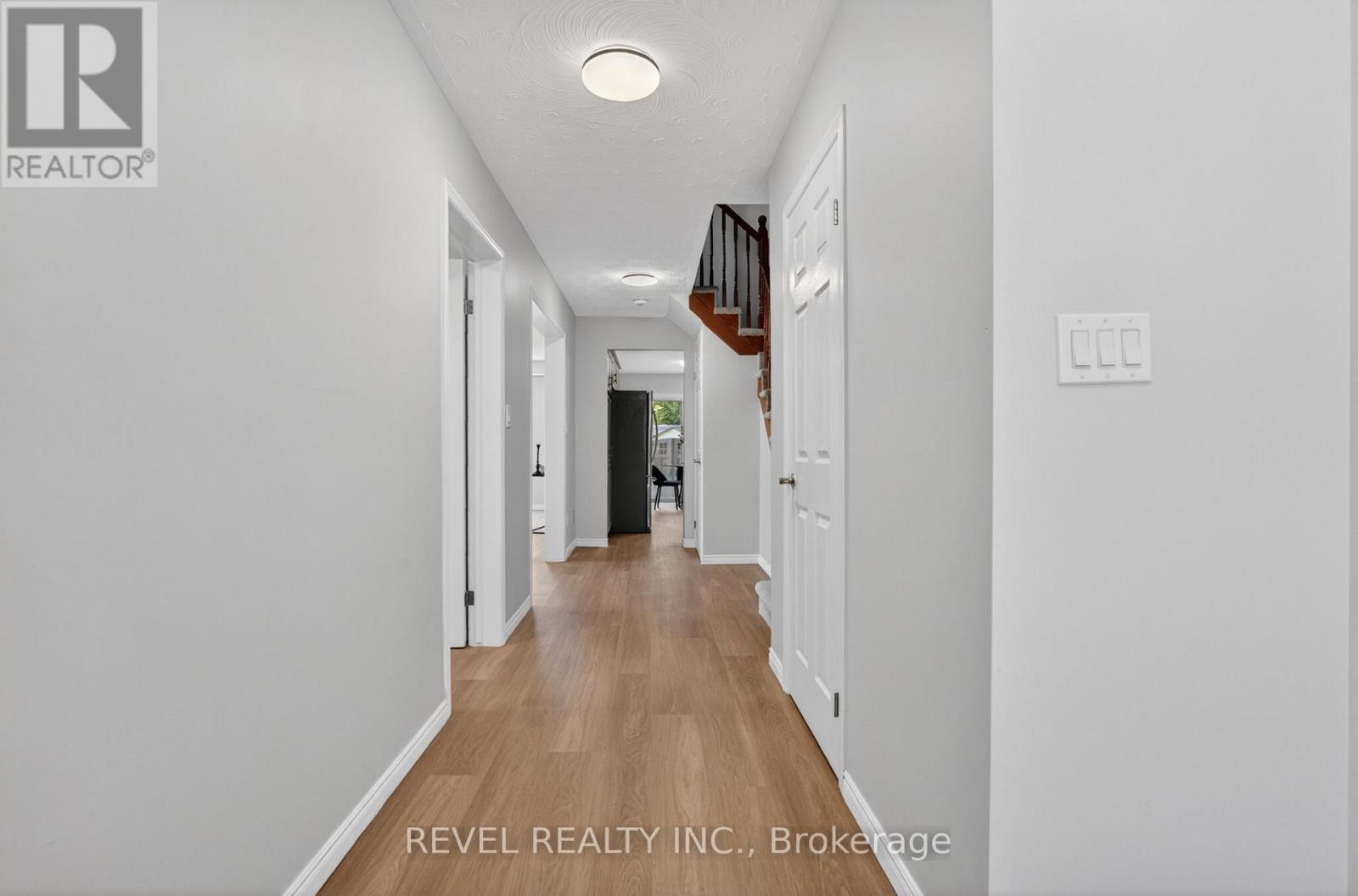 79 LYNNETTE DRIVE - Image 3