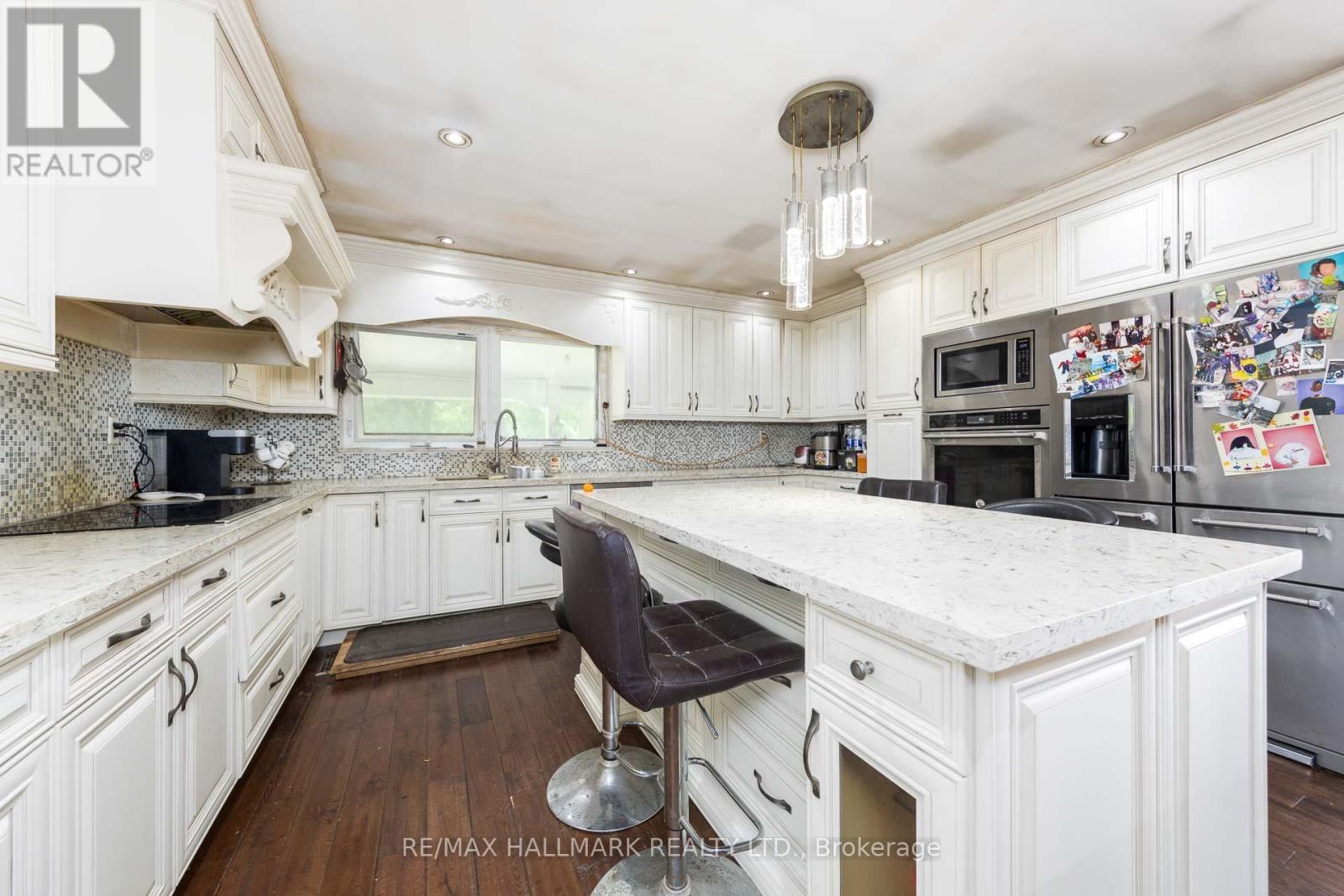 3569 BETHESDA ROAD - 11