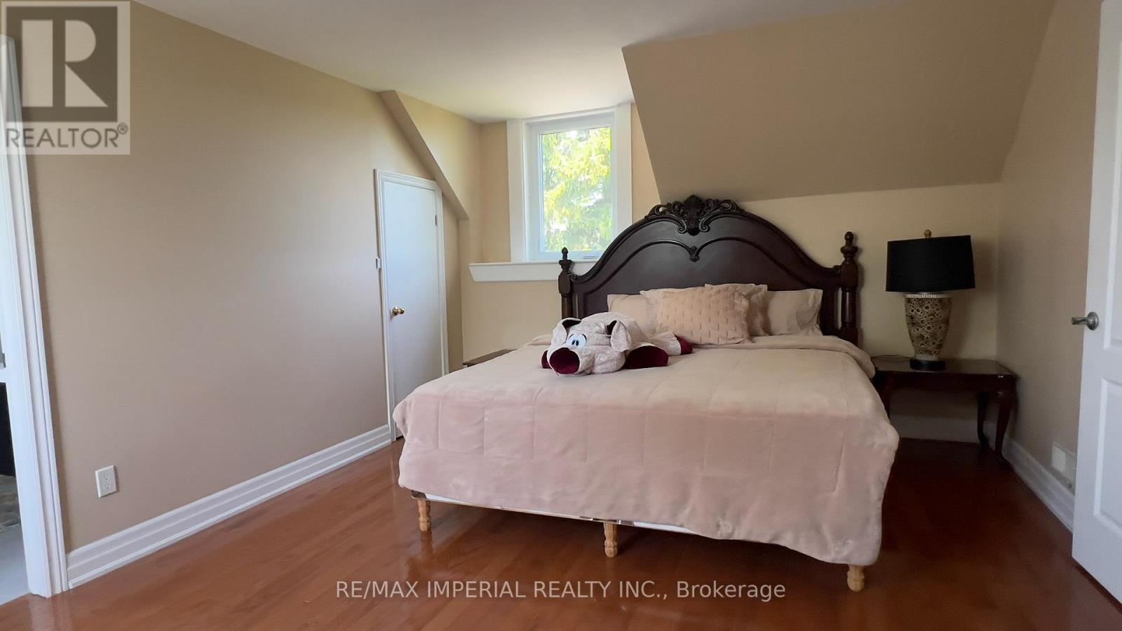 15028 DUFFERIN STREET - 25