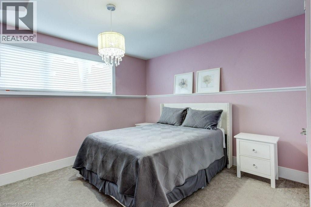 30 LAKESHORE Road - 39