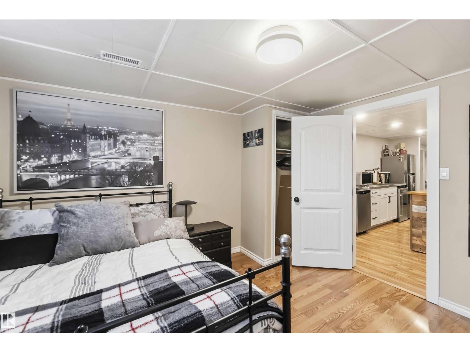 11431 144 AV NW - 42