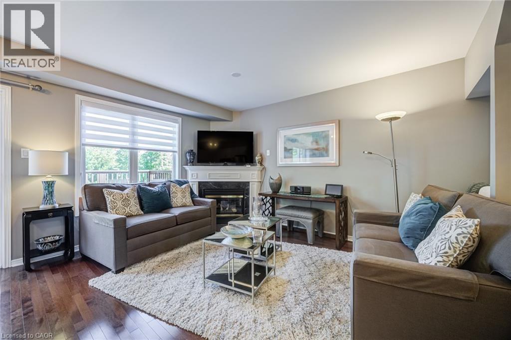 2295 KINGFISHER Court - 10