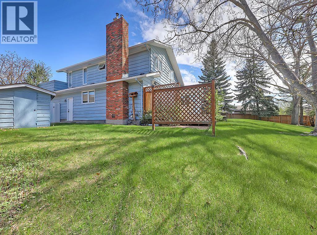 23 Lake Bonaventure Place SE — photo 8
