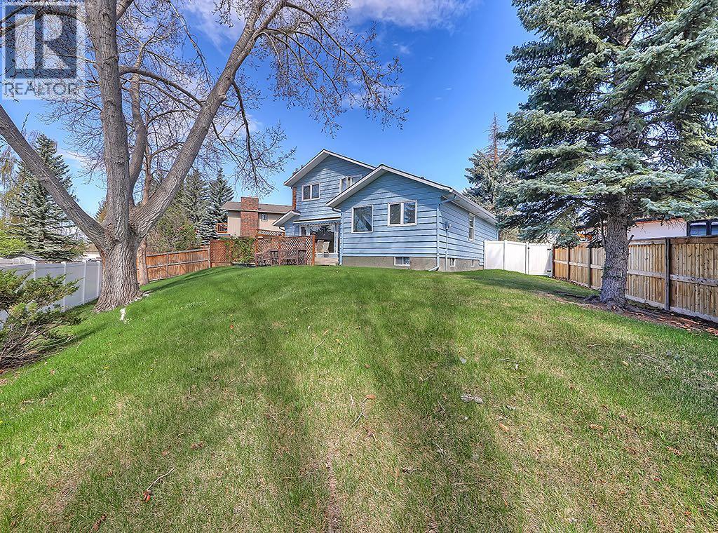 23 Lake Bonaventure Place SE - photo 2