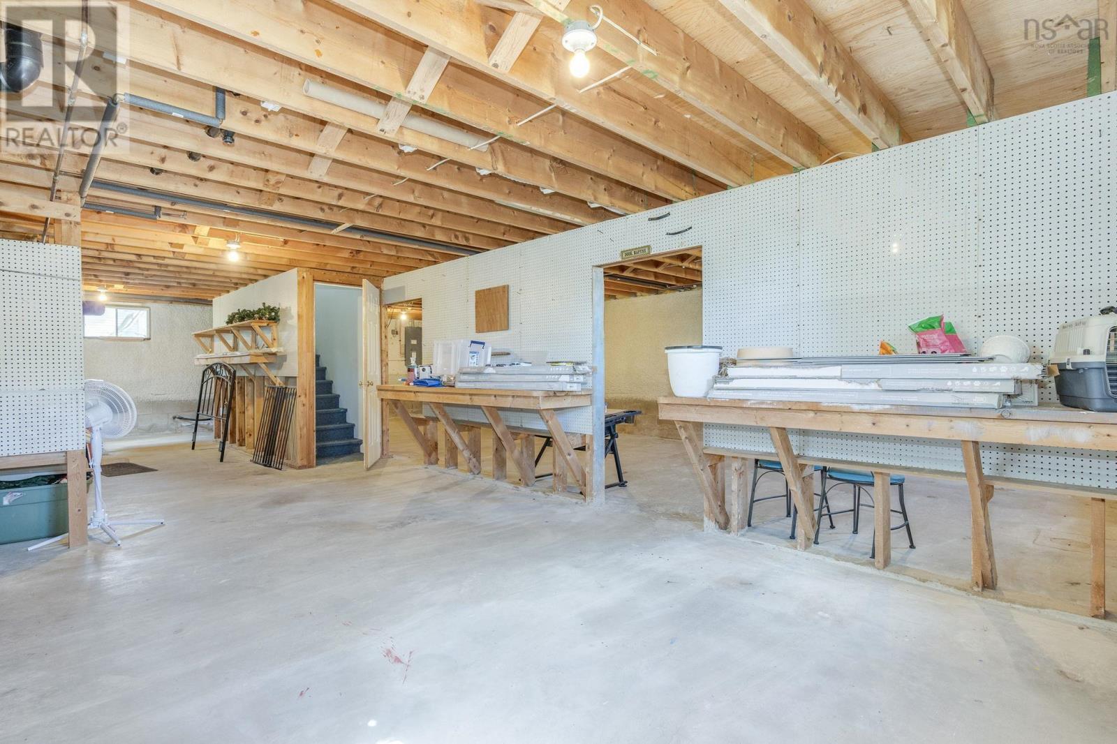 5 Maplewood Lane - 24