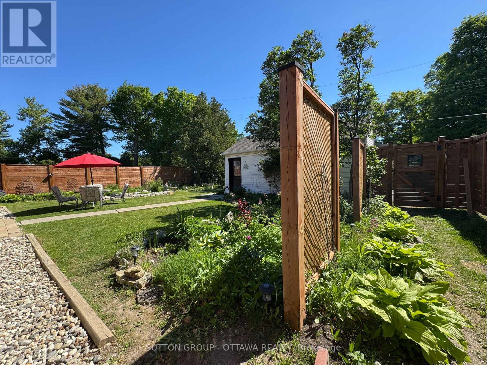 2461 ALTA VISTA DRIVE - 42