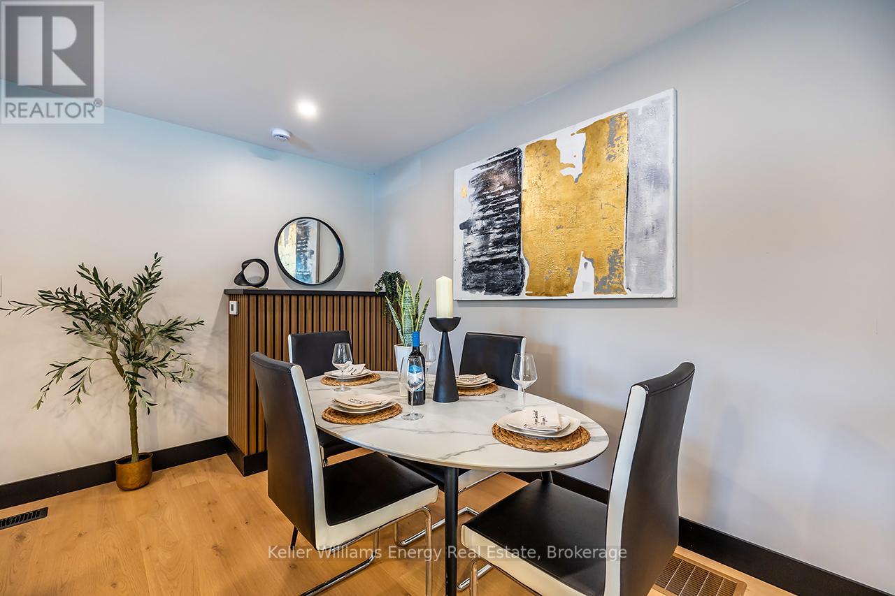1281 OXFORD STREET - 11