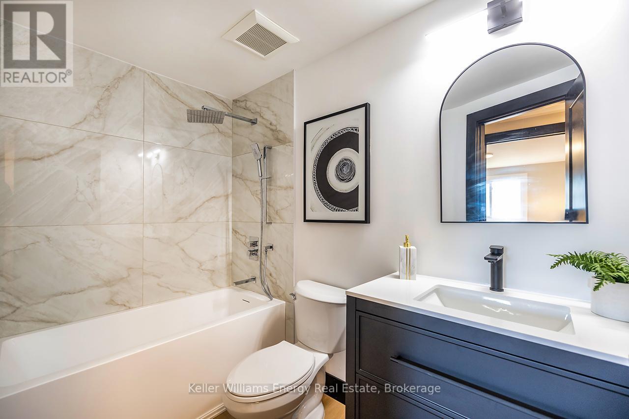 1281 OXFORD STREET - 24