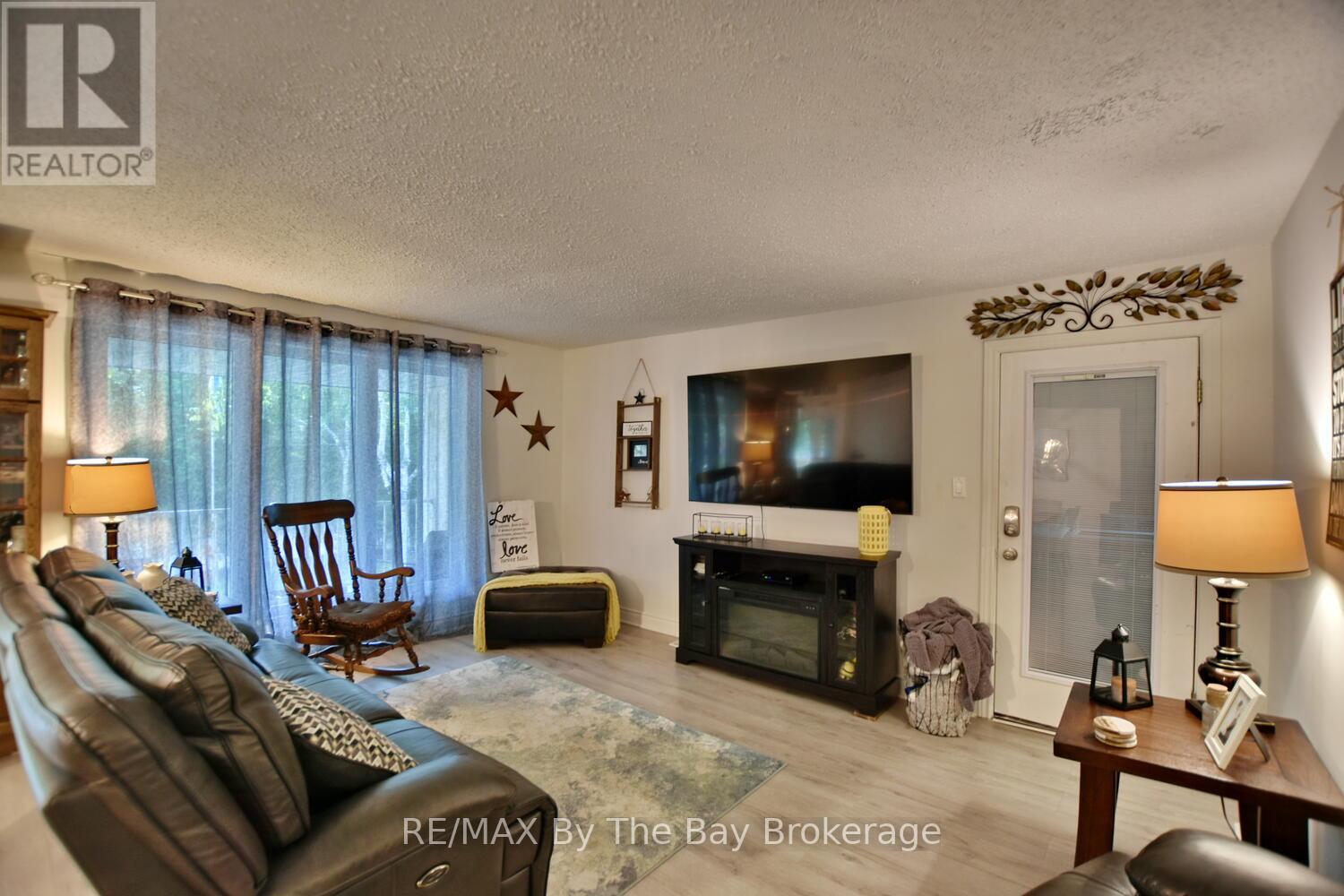 60 57TH STREET S - 9