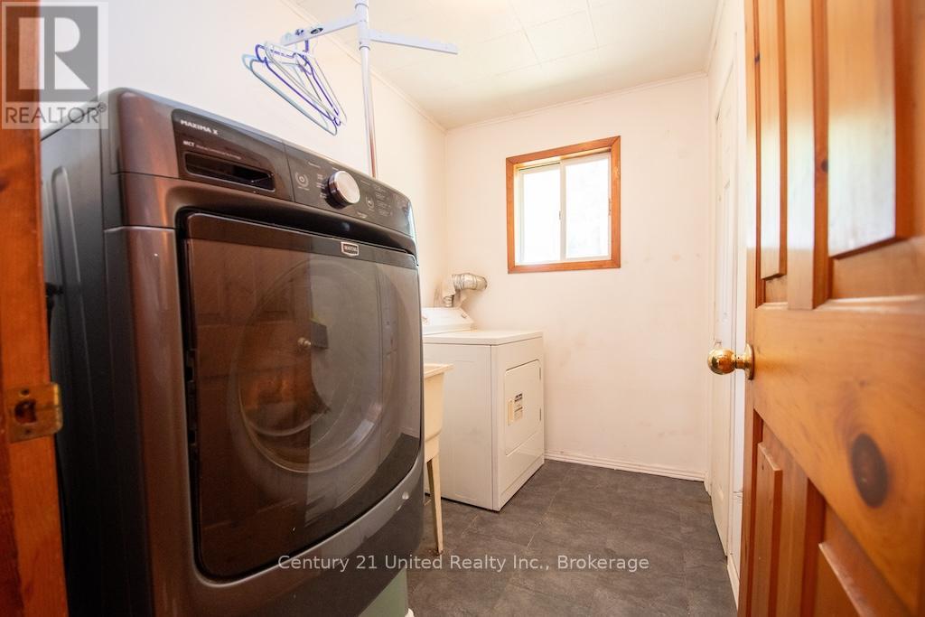 254 COUNTY RD 620 - 22