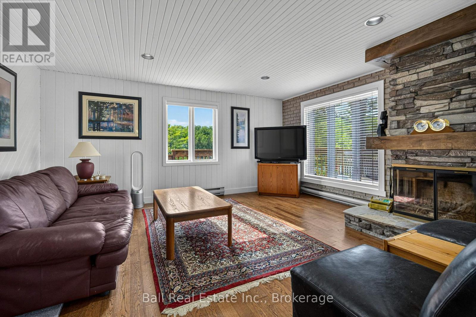 85 HILLCREST ROAD - 20