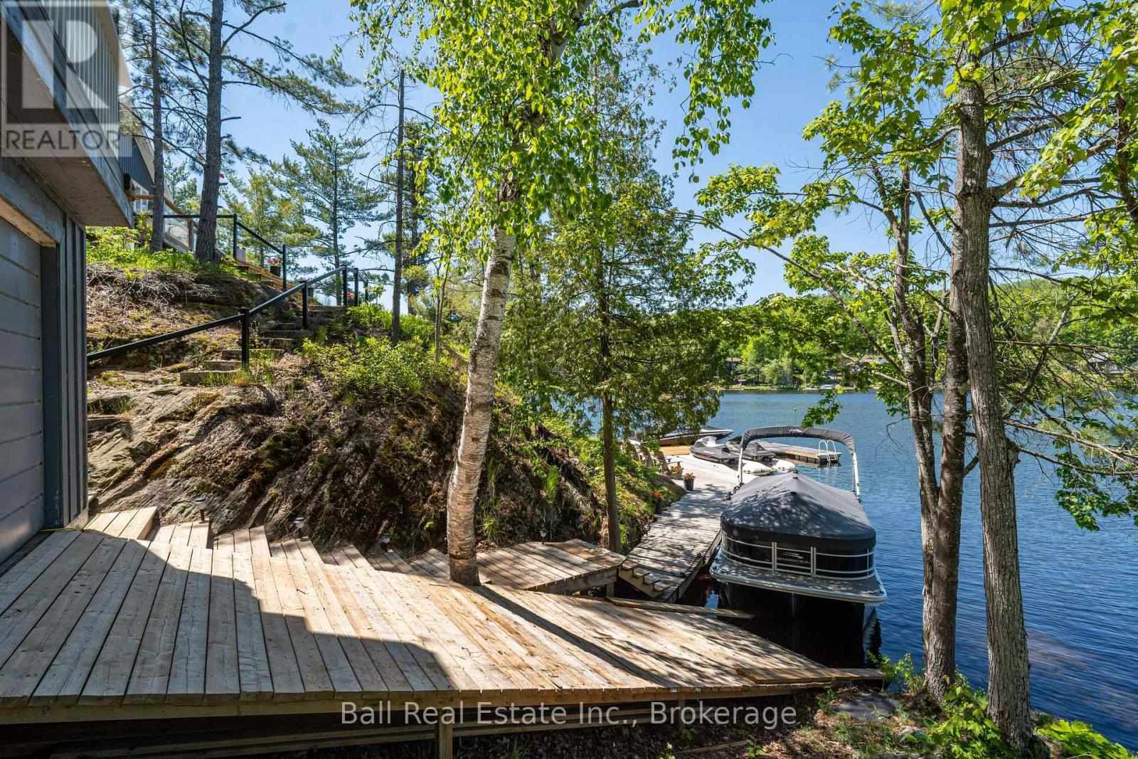 85 HILLCREST ROAD - 43