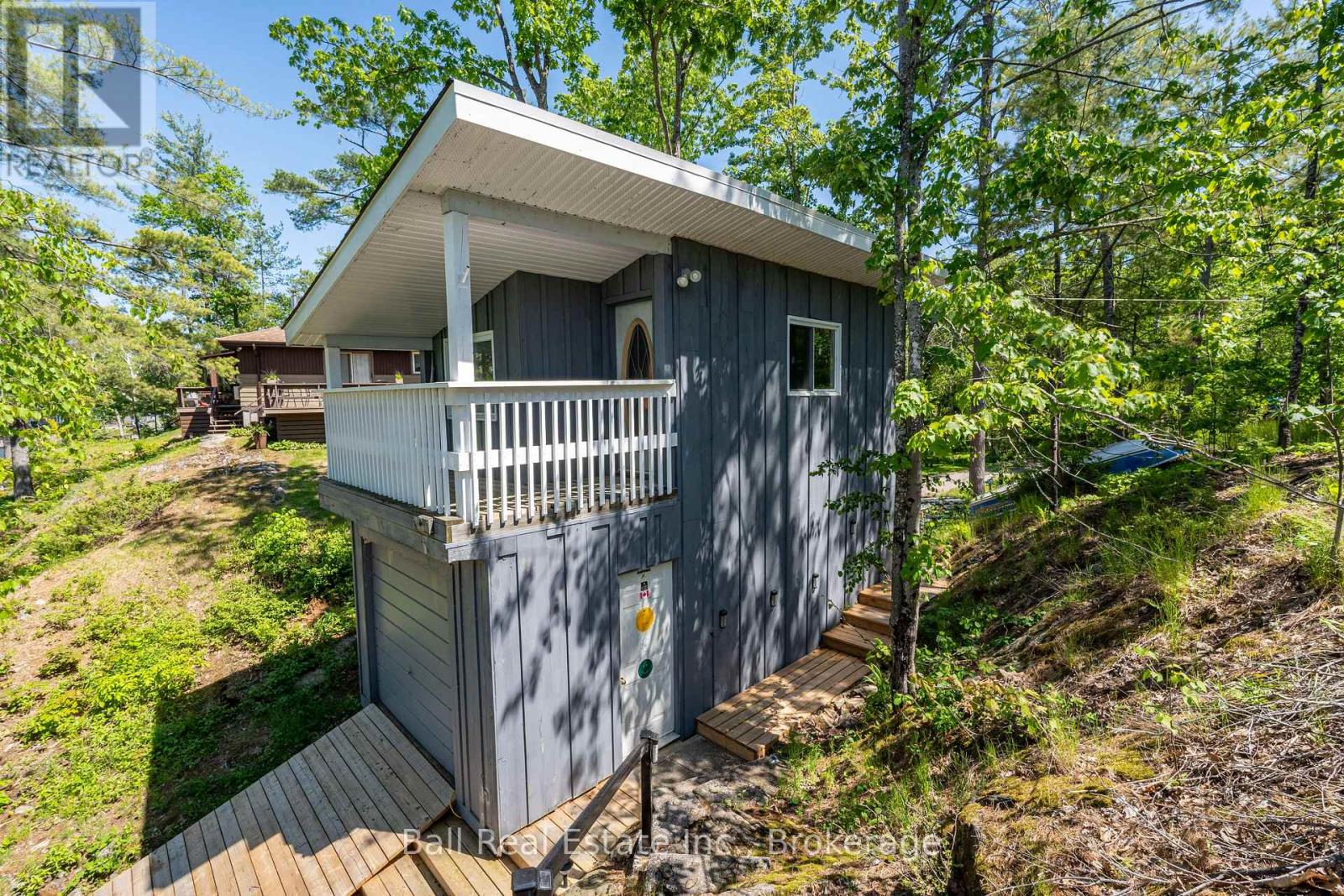 85 HILLCREST ROAD - 8
