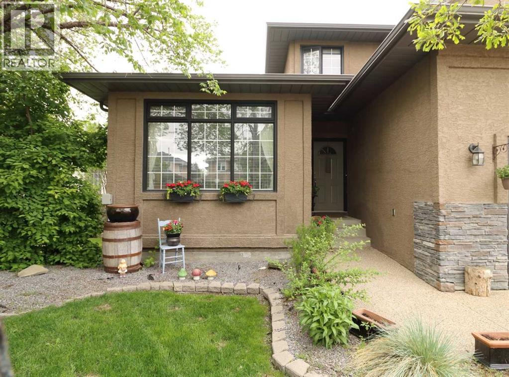 292 Waterstone Crescent SE - Image 2