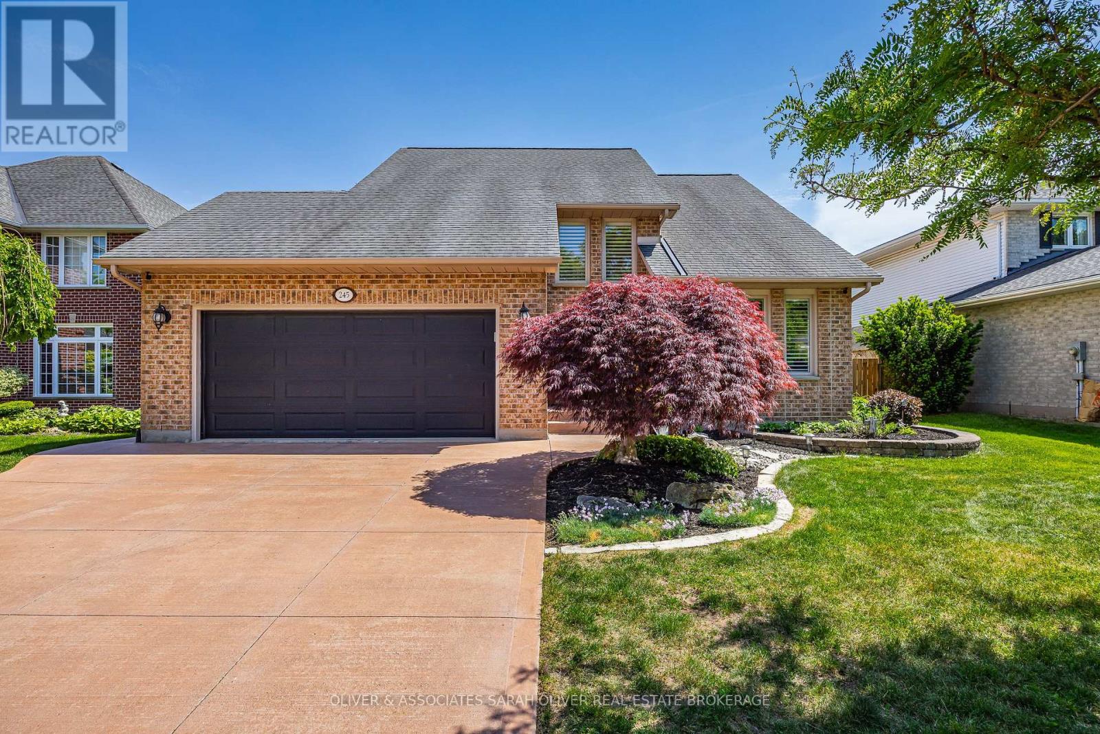 245 ENSIGN CRESCENT - 2