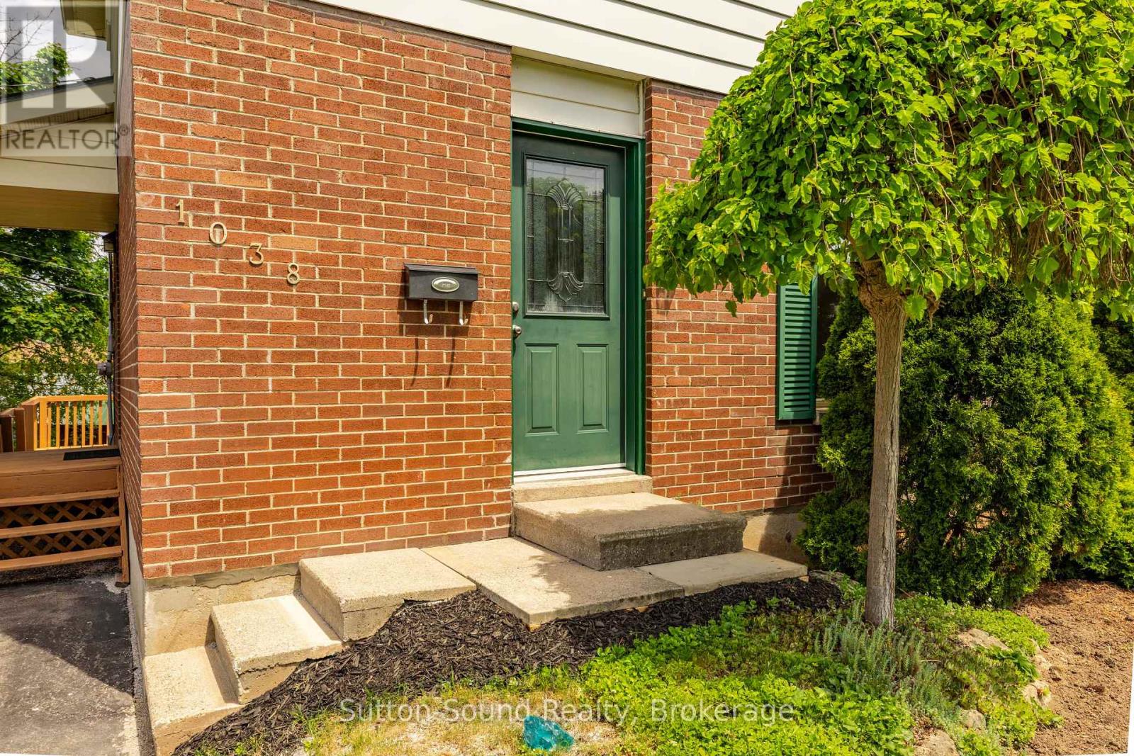 1038 11TH STREET E - 5