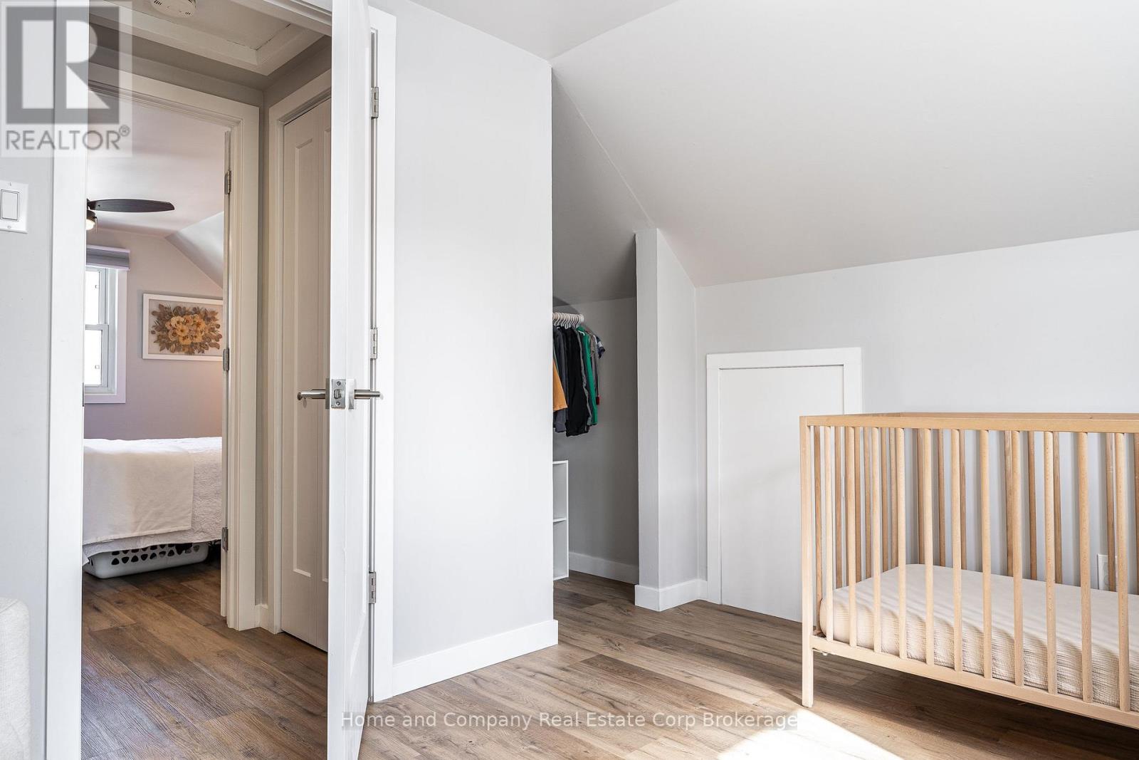 577 ALBERT STREET - 20