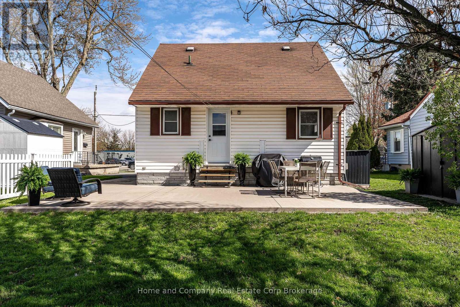 577 ALBERT STREET - 30