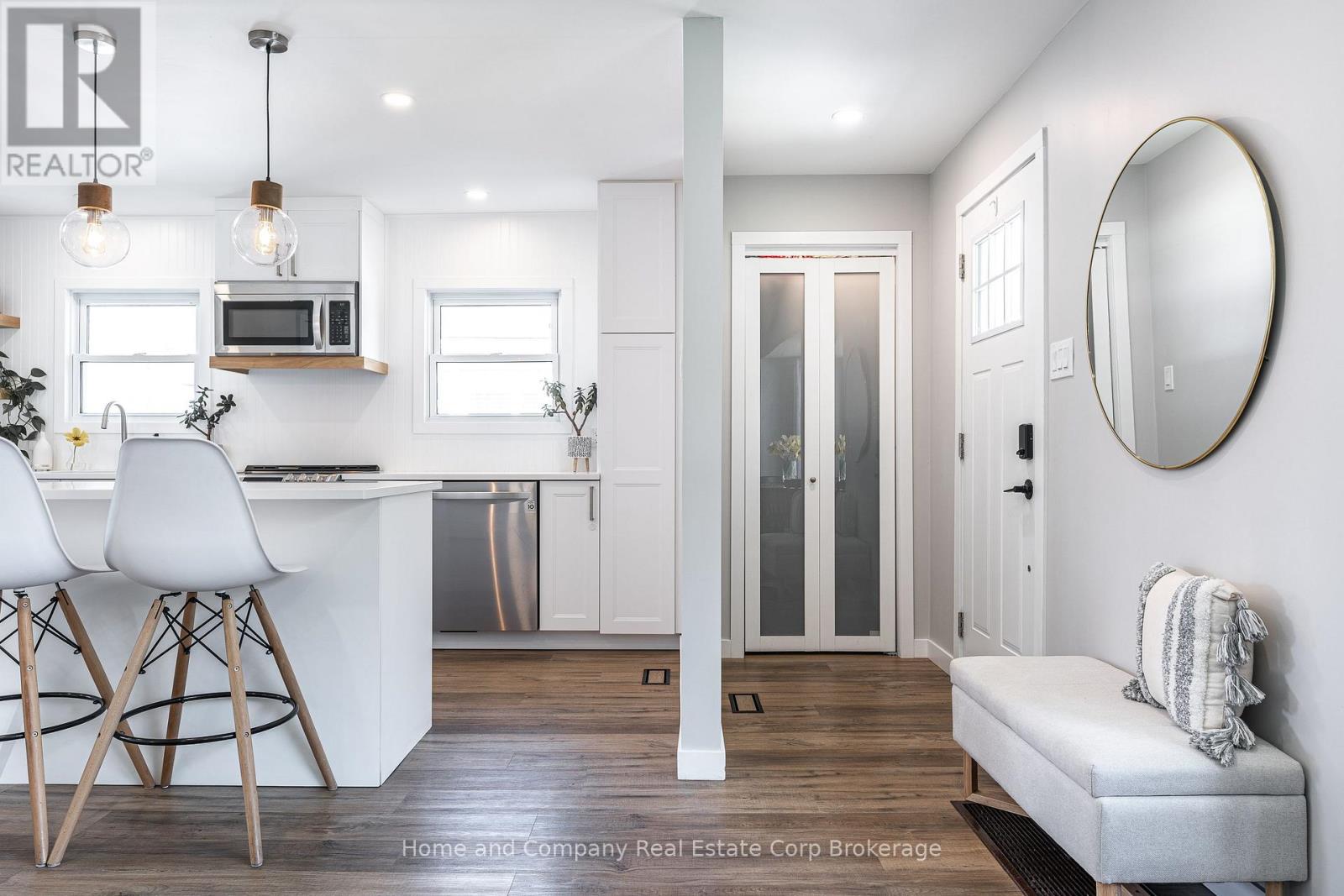 577 ALBERT STREET - 7