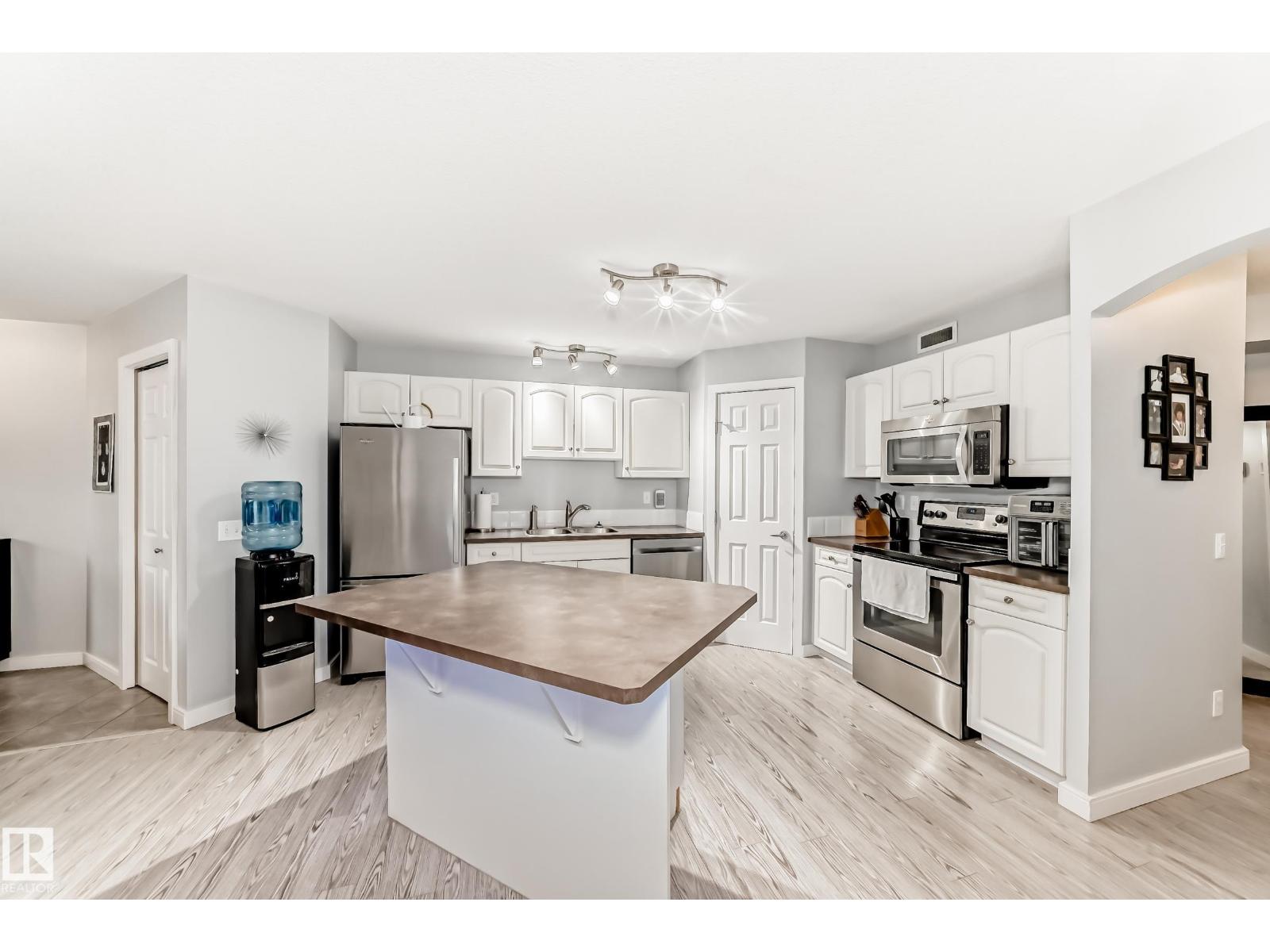 #53 150 EDWARDS DR SW - 6