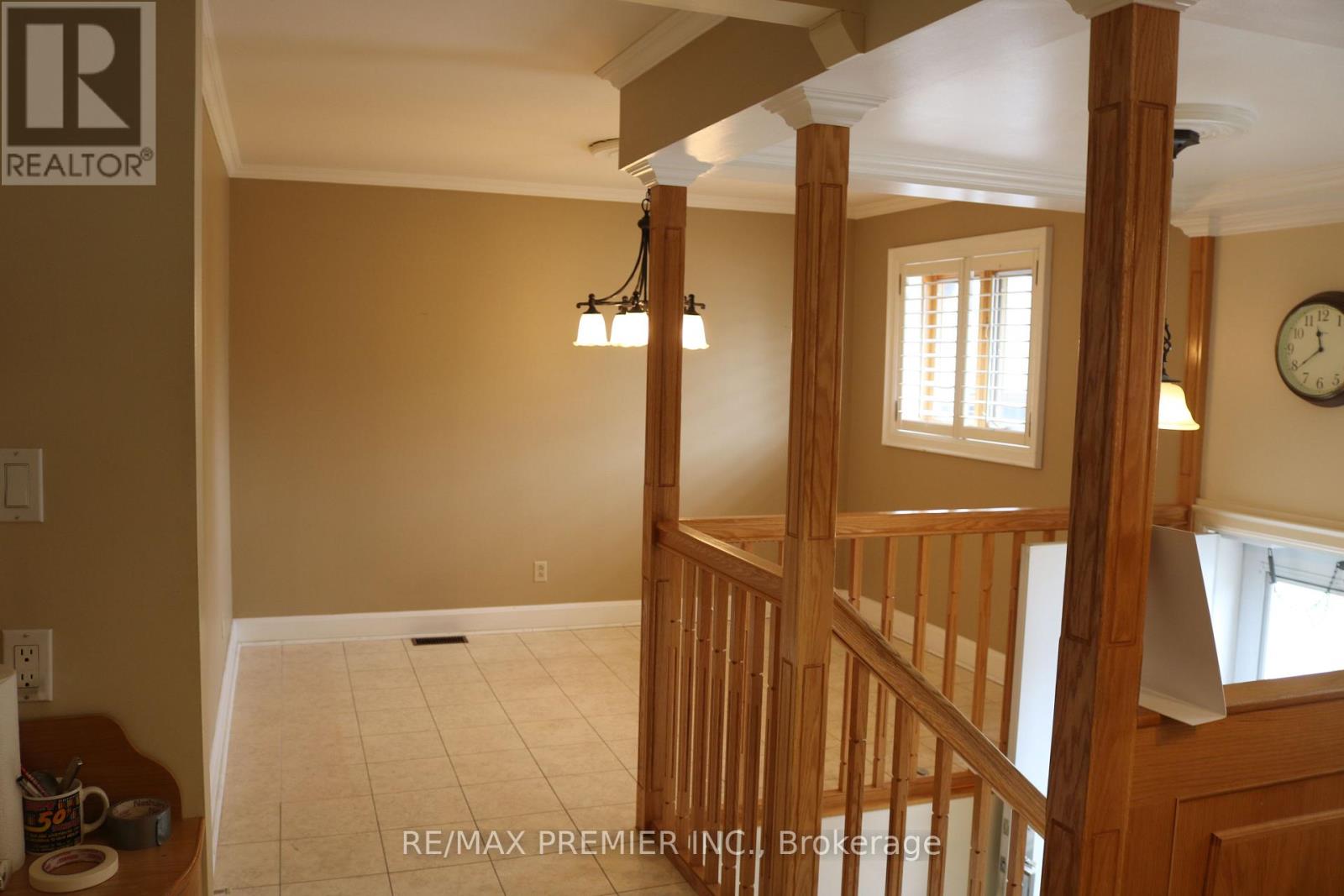 221 COCKSFIELD AVENUE - 9