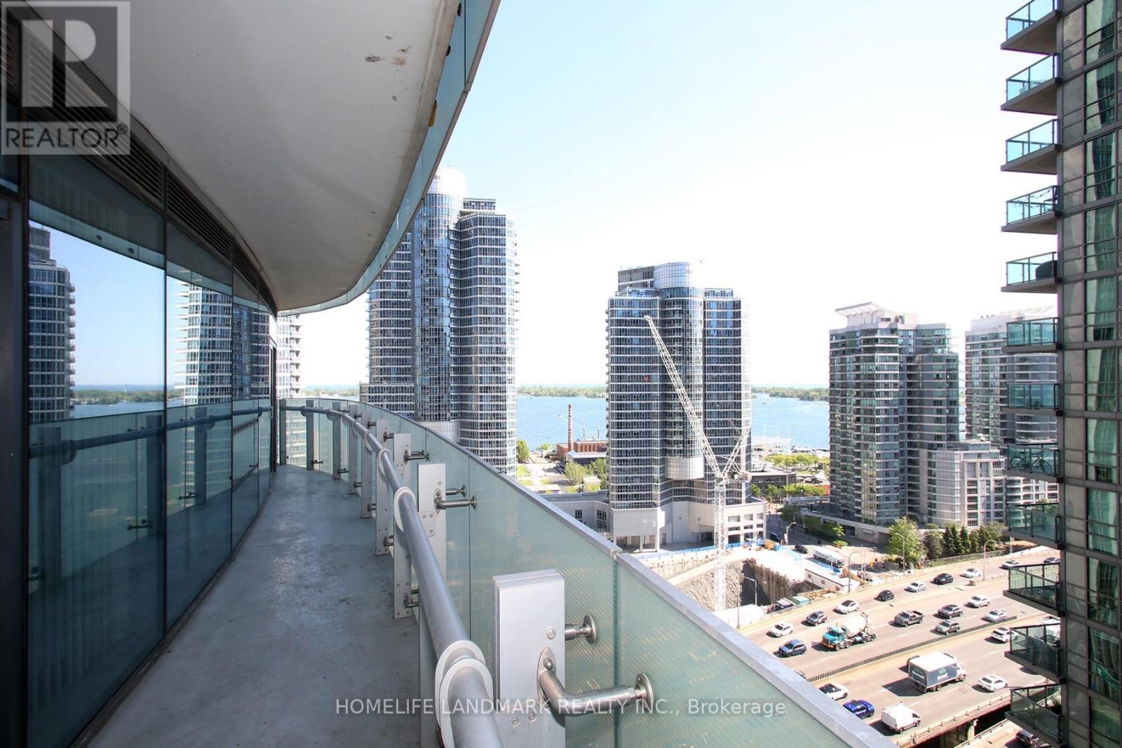 #1504 12 YORK STREET - 17