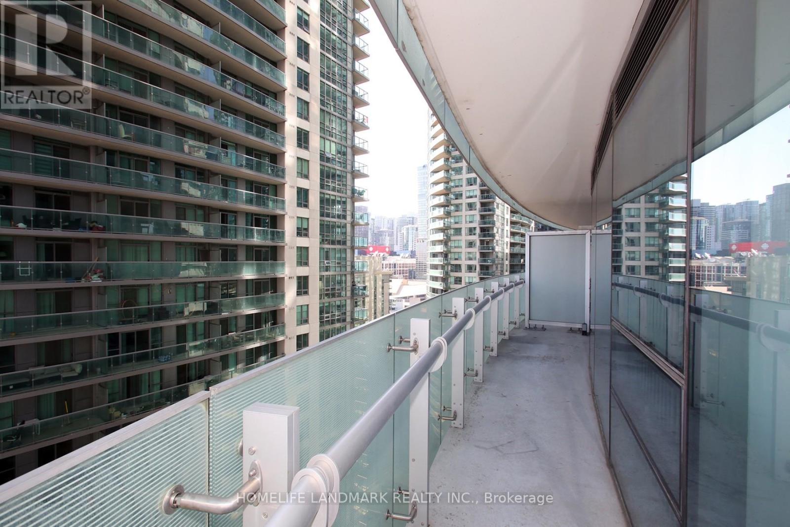 #1504 12 YORK STREET - Image 2