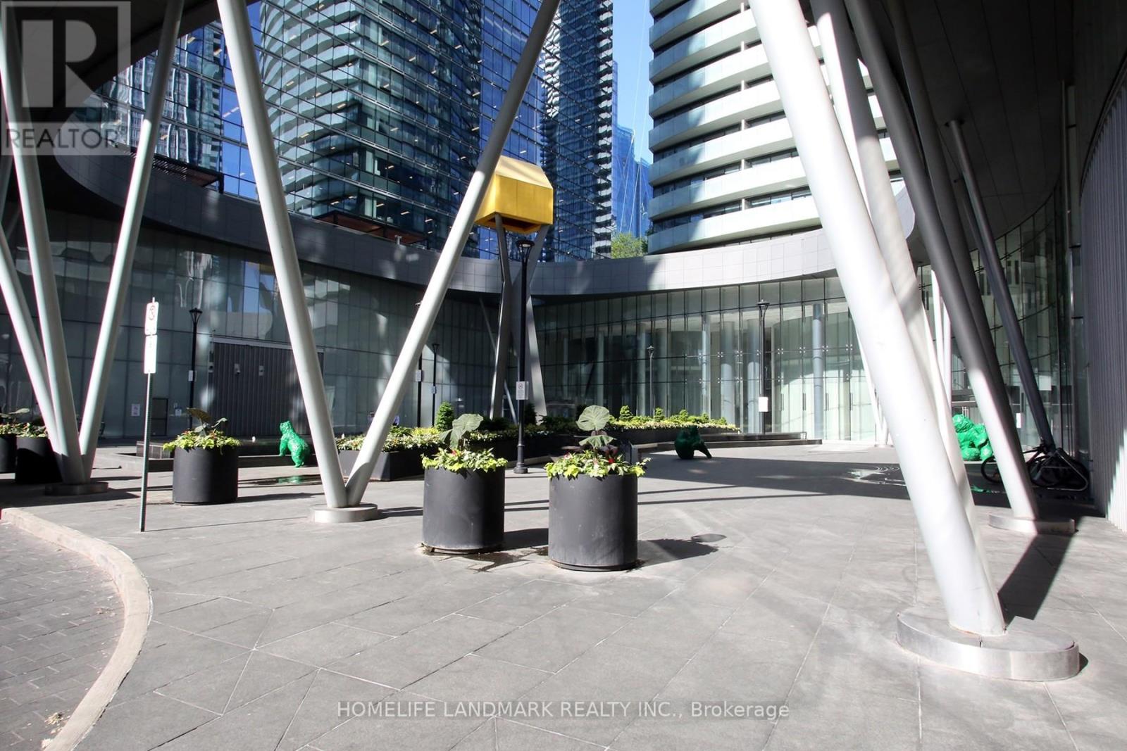 #1504 12 YORK STREET - Image 3