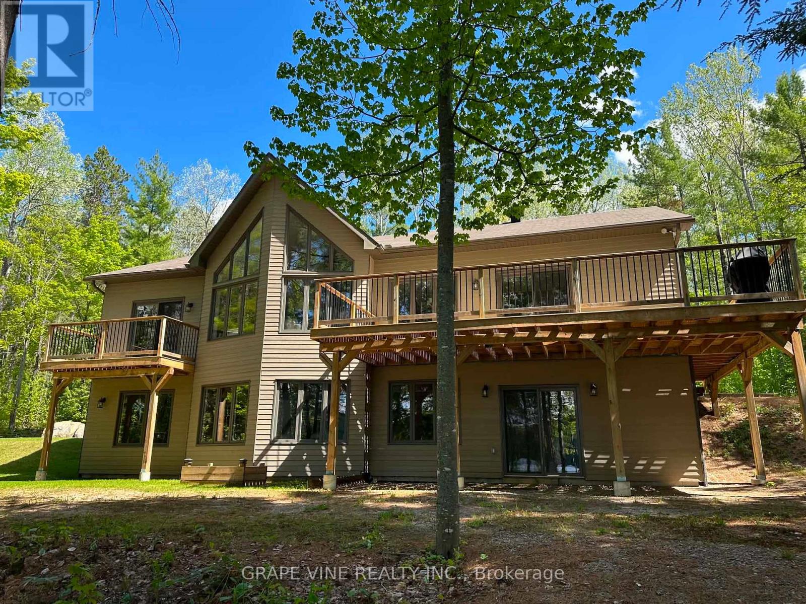 424 LAKEWOODS DRIVE - 5