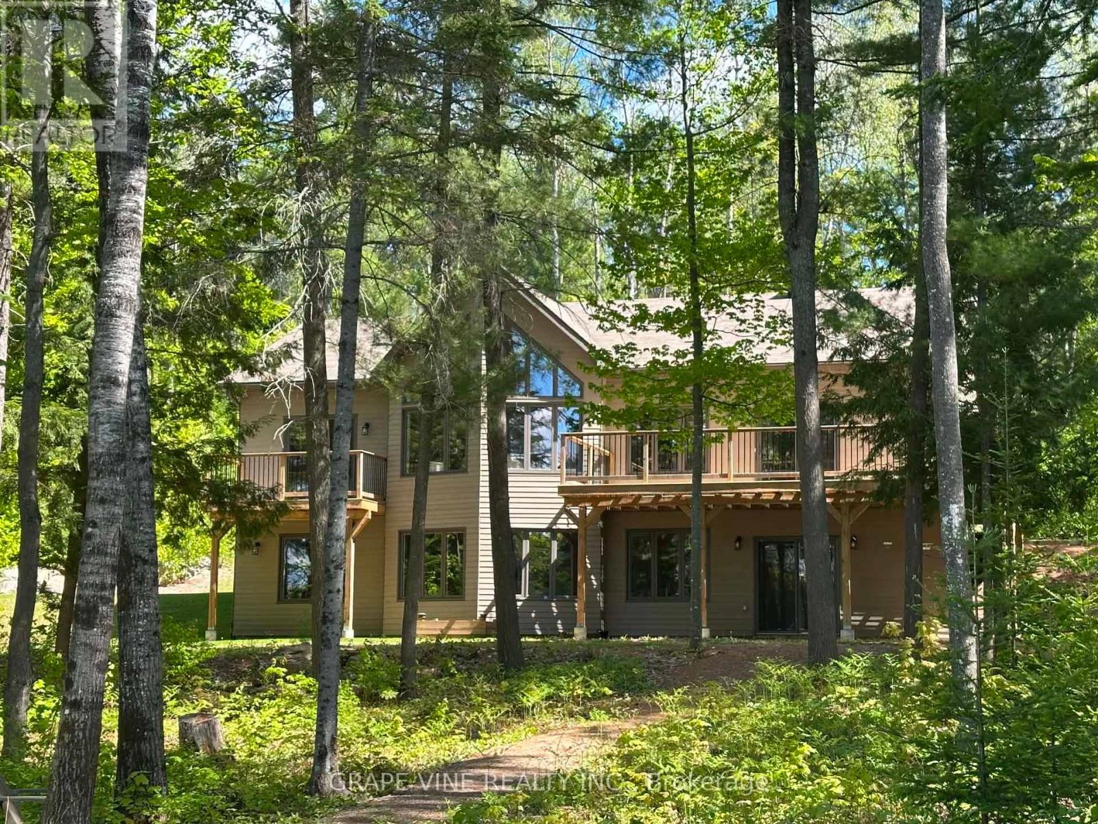 424 LAKEWOODS DRIVE - 6