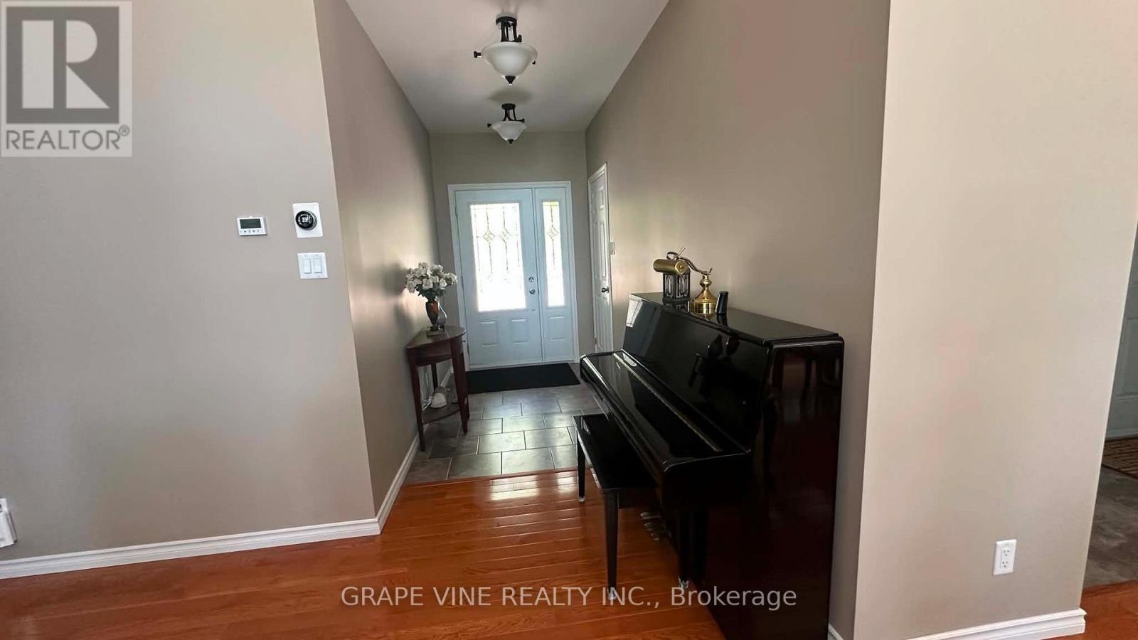 424 LAKEWOODS DRIVE - 8