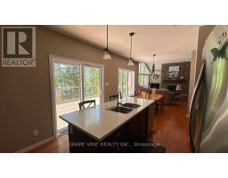424 Lakewoods Drive, Madawaska Valley, ON K0J1B0 Photo 11