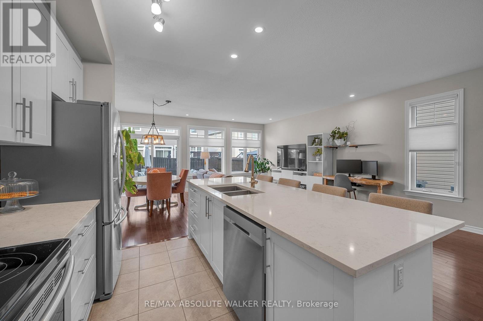400 GERRY LALONDE DRIVE - 23