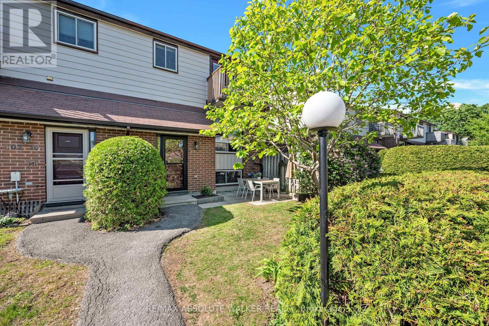 #12 402 MONTFORT STREET - 1