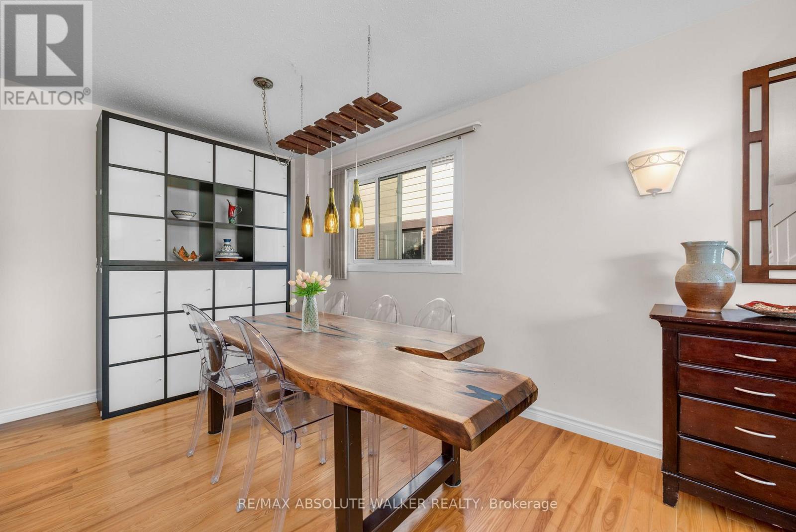 #12 402 MONTFORT STREET - 10