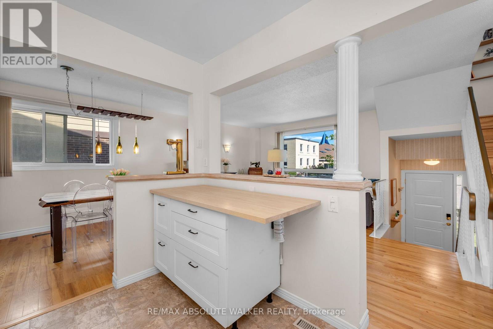 #12 402 MONTFORT STREET - 20
