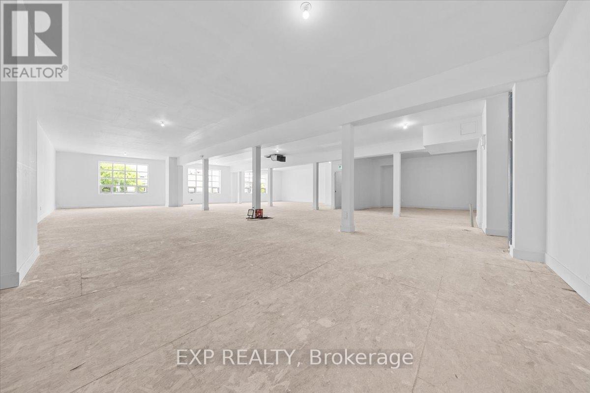 Retail for Rent in Ottawa – 780 BANK STREET, Ottawa – MLS# X13247228 - Image 10