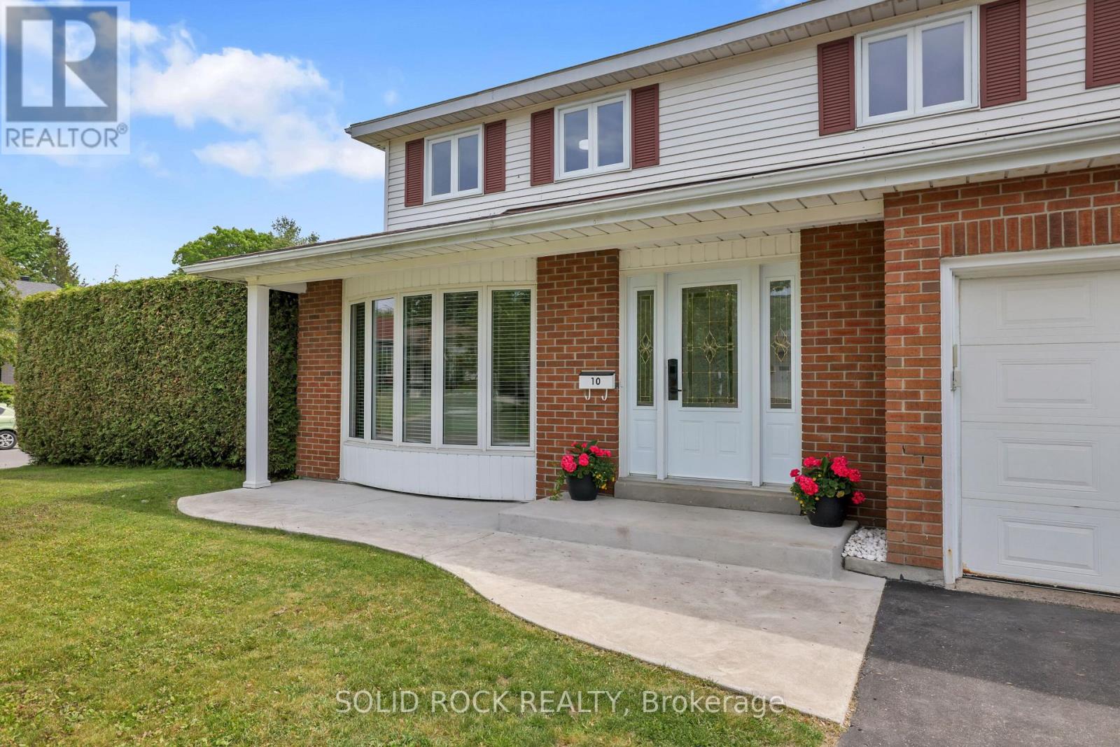 10 HIGHPARK CRESCENT - 3