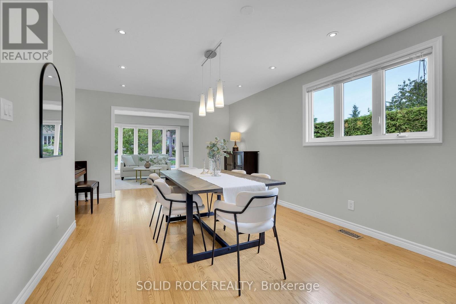 10 HIGHPARK CRESCENT - 8