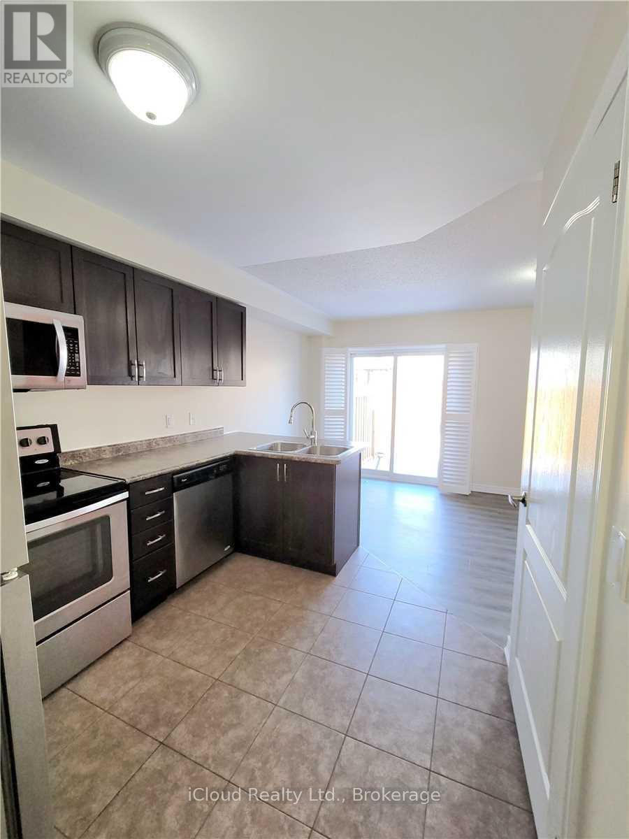 782 COOK CRESCENT - 5