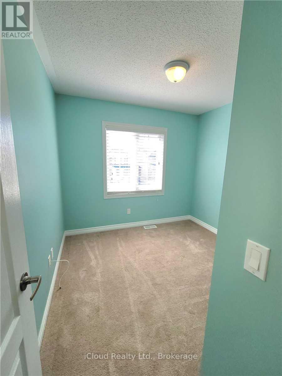 782 COOK CRESCENT - 9