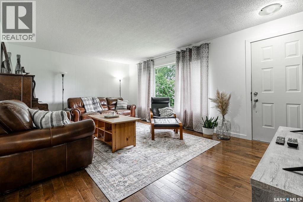 307 2nd AVENUE S - photo 3