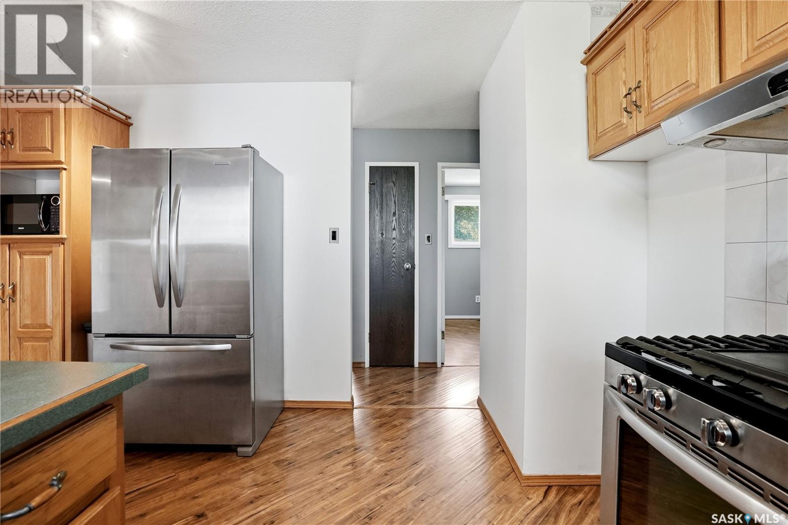 66 Nelles STREET - 11