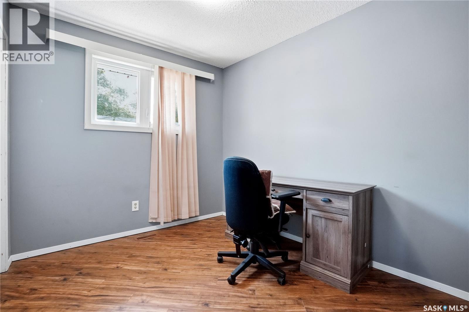 66 Nelles STREET - 19