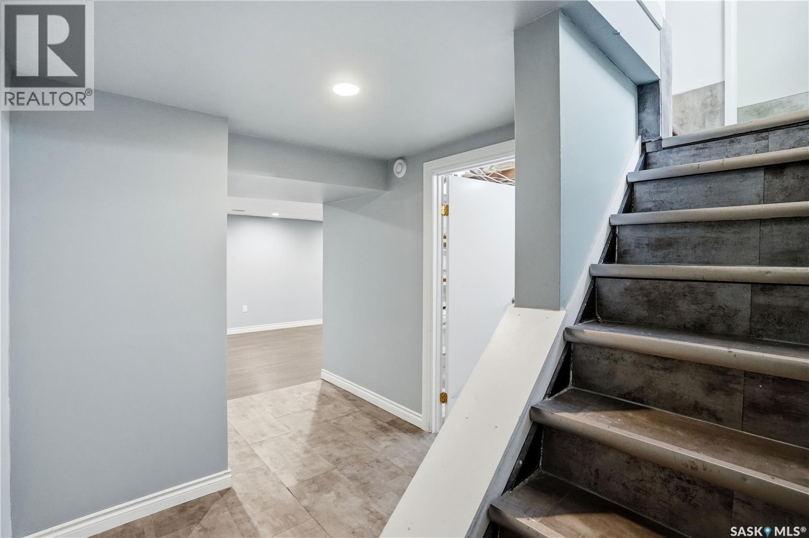 66 Nelles STREET - 21