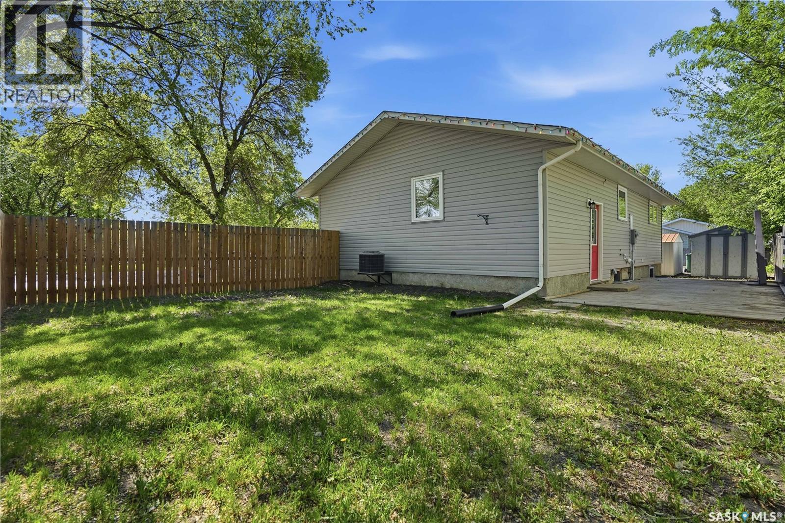 66 Nelles STREET - 33