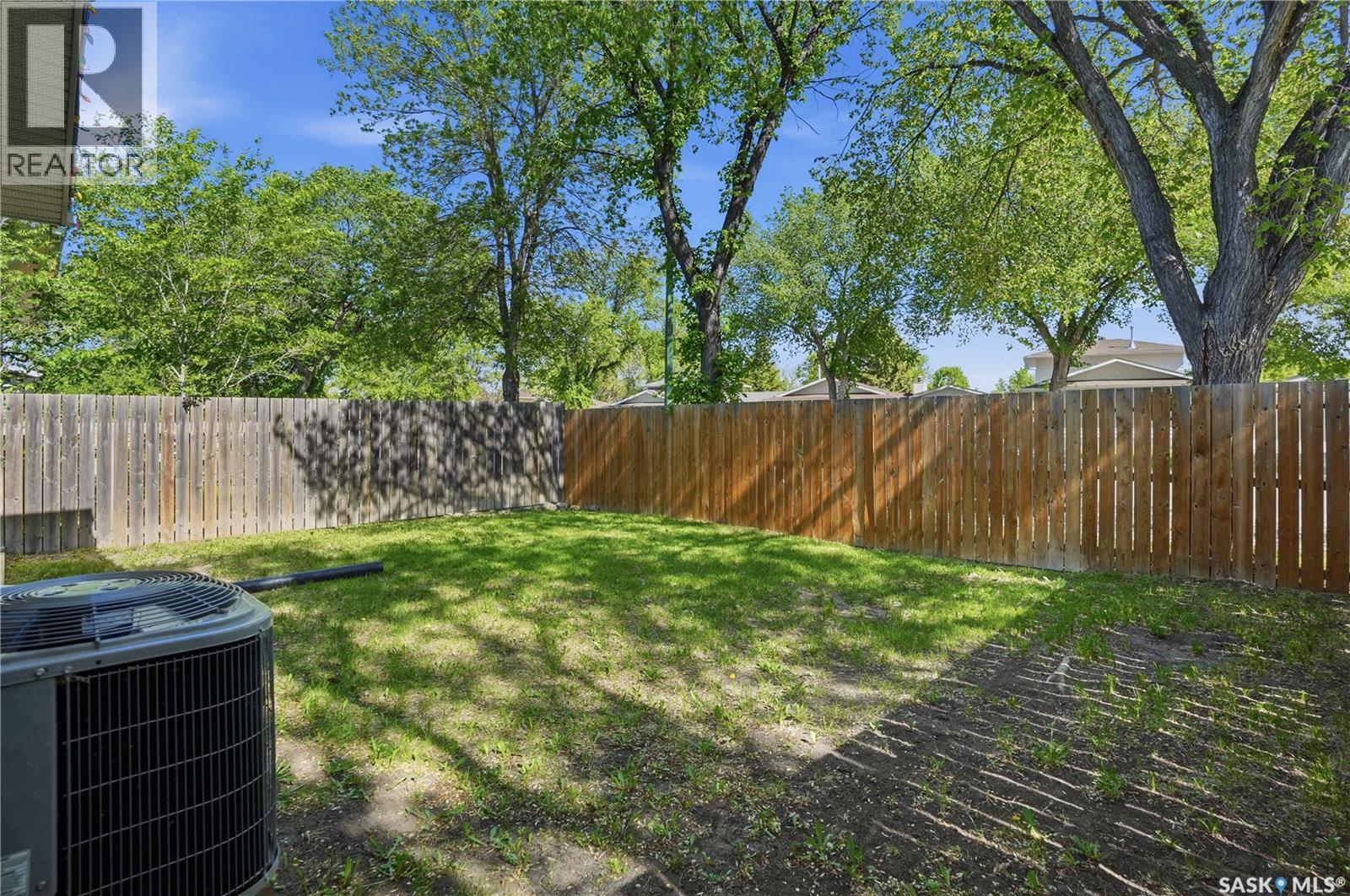 66 Nelles STREET - 35